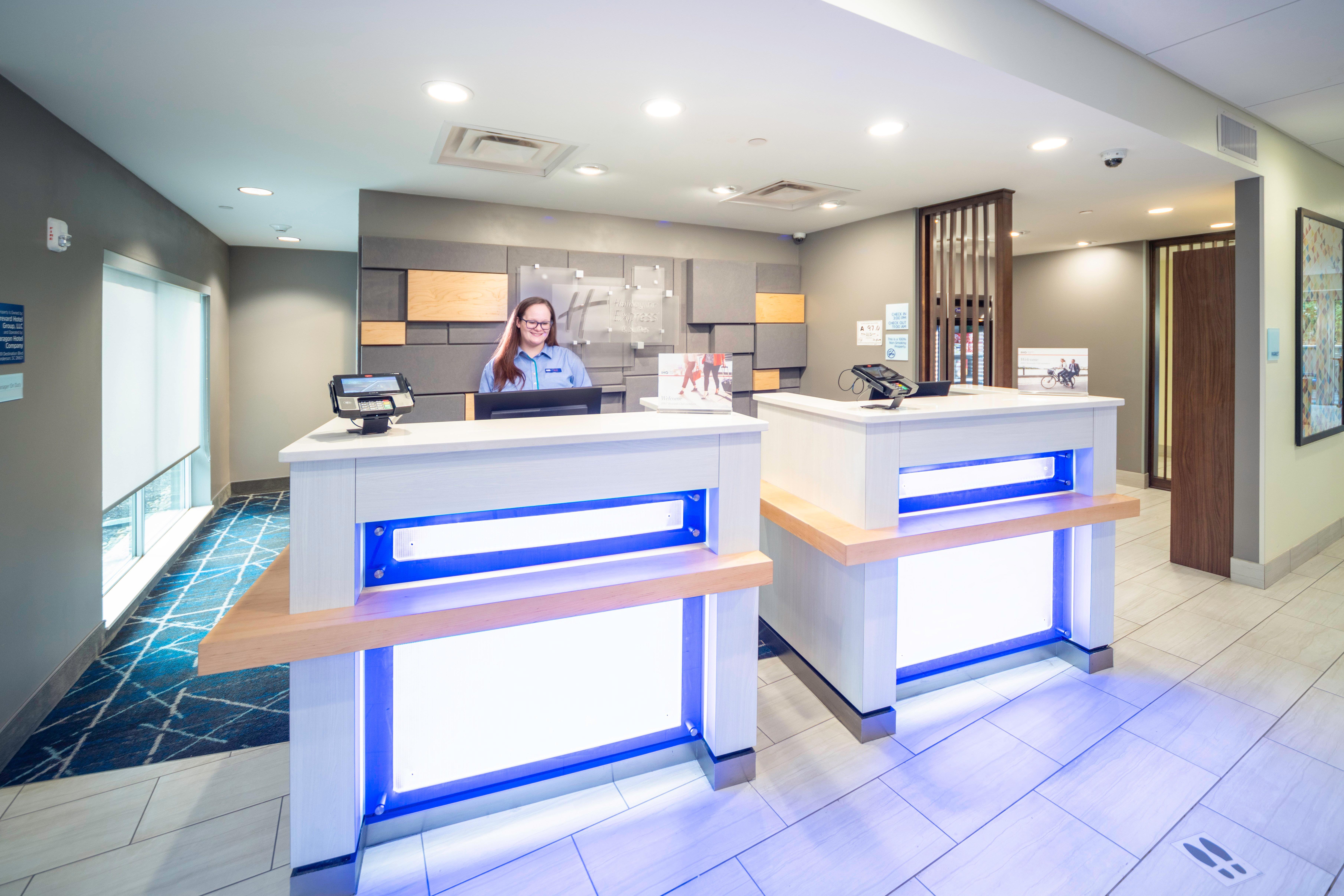 Holiday Inn Express & Suites Brevard - City Center Εξωτερικό φωτογραφία